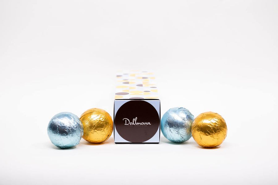How Gluten-Friendly Hot Chocolate Bombs Became the Ultimate Winter Treat