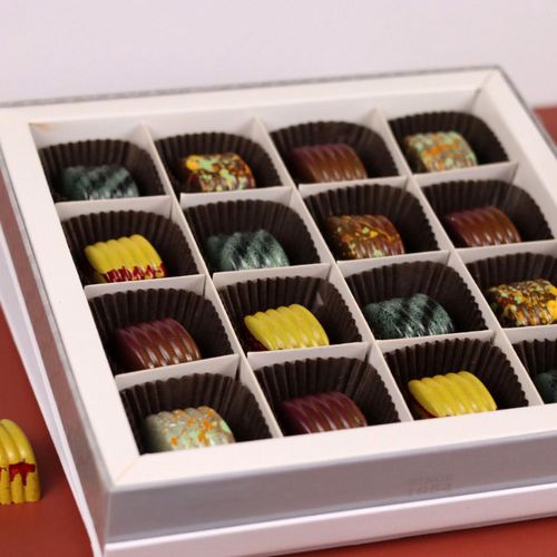 **VEGAN** 16 Piece Fall Chocolate Collection