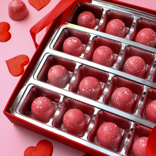 16-Piece Dubai Love Gift Box